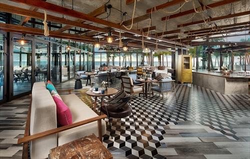 インターコンチネンタル／非日常を感じられるレストラン（一例）