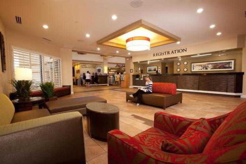 【クラリオンイン　レイクブエナビスタ】ロビー