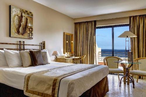 Marina Hotel Corinthia Beach Resort　客室1（イメージ）(C)ホテルベッズグループ