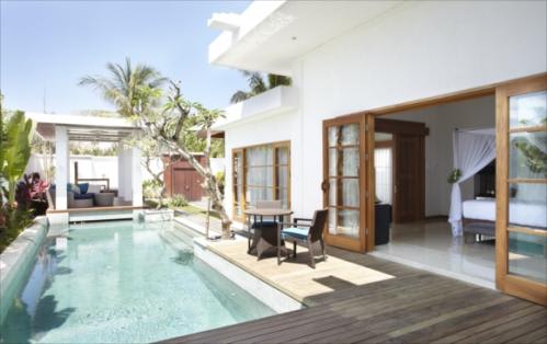 【ザ・サマヤスミニャック】お部屋のアップグレードもおすすめです！/プールイメージ