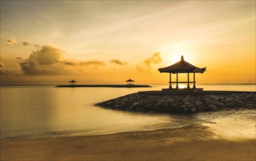 【ハイアットリージェンシーバリ】サヌールのビーチ サンセットイメージ