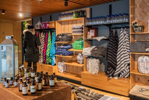 Allas Sea Pool STORE(C)Helsinki Partners / Aleksi Poutane