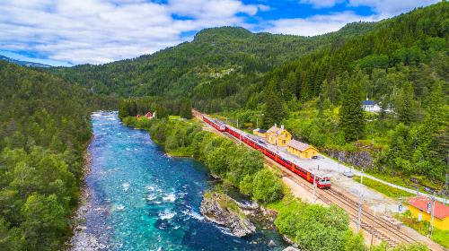 【ベルゲン】ベルゲン鉄道で絶景の旅を