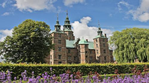 【コペンハーゲン】庭園との調和が美しいフレデリクスボー城