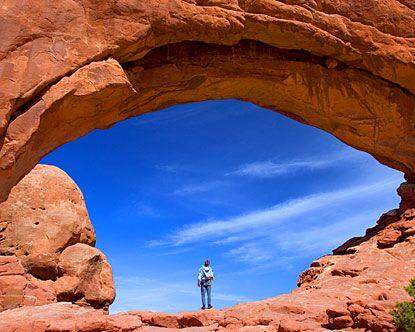 アーチーズ国立公園　画像提供:AQUA VEGAS