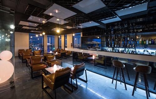 ハイアンビーチホテル＆スパ／雰囲気漂うバーは大人な空間を演出（イメージ）