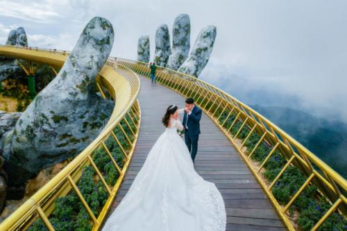 バーナーヒルズ-現地の人たちにも人大気の写真スポットです