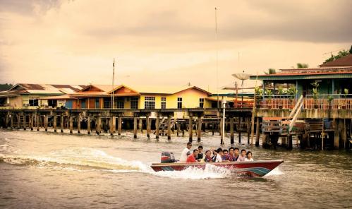 東南アジア最大級の水上集落/Photo by Royal Brunei Airline