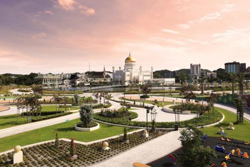 ブルネイの二大モスク オールドモスク/Photo by Royal Brunei Airline