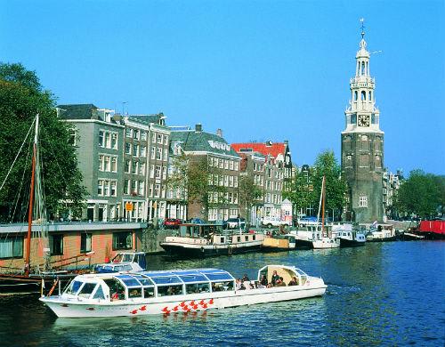 【アムステルダム】世界遺産の運河(C) オランダ政府観光局 www.holland.com