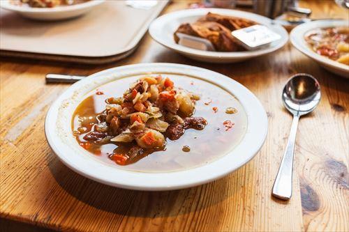 【レイキャビク】レイキャビク市内のレストランで食べられるアイスランドの伝統的なラム肉のスープ_R.jpg