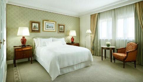 ホテルアップグレードアレンジできます/Westin Palace Madrid 客室2 / イメージ（C）ホテルベッズグループ