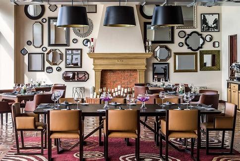 《デュシタニ　アルフレドのステーキハウス》