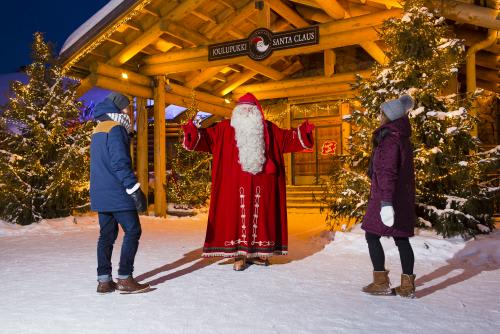 【ロバニエミ】サンタクロース村 / イメージ(C)Visit Rovaniemi (Rovaniemi Tourism & Marketing Ltd.)