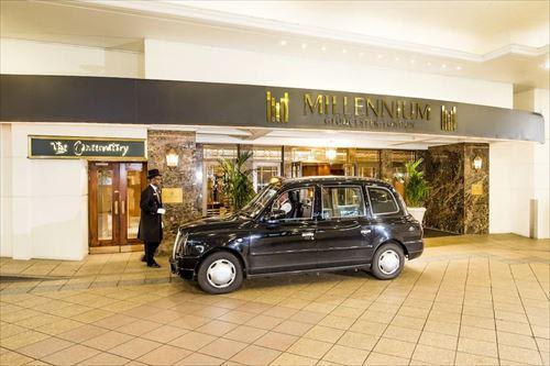 Millennium Gloucester Hotel London Kensington ホテル入口