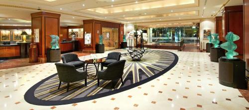 London Hilton On Park Lane Hotel ロビー