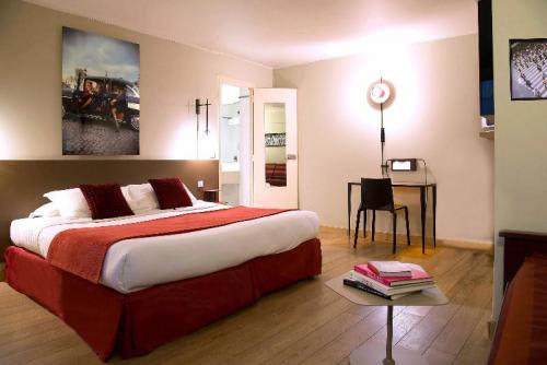 【パリ】Hotel Tilsitt Etoile　客室／イメージ (C)ホテルベッズグループ