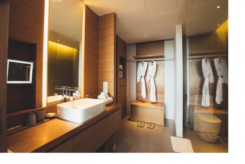 ナマン　バイロンルーム客室１