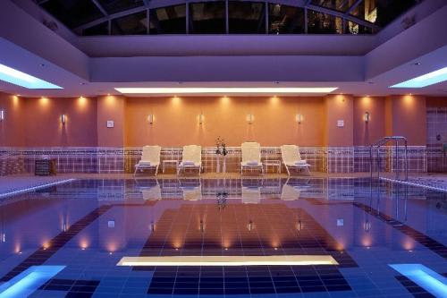 【ドゥブロヴニク】Hilton Imperial Dubrovnik プール／イメージ（C）ホテルベッツグループ