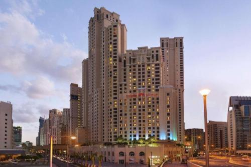 Ramada Hotel & Suites by Wyndham Dubai JBR 外観／イメージ