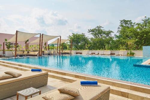 【オーチャードランデブーFAREASTHOSPITALITY】プールイメージ