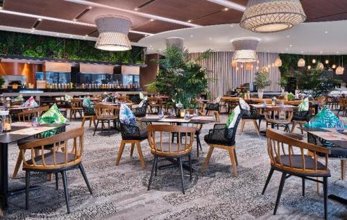 【ビレッジ ホテルセントーサby Far East Hospitality】レストランイメージ