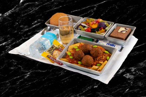 【シンガポール航空】プレミアムエコノミークラス　機内食／イメージ