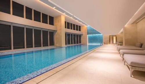 【クラウン プラザ マカオ バイ IHG】プール