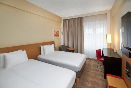 NOVOTEL LONDON WEST / 客室イメージ