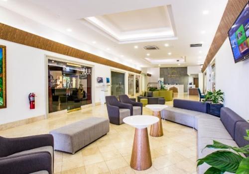 グランドプラザ　ロビー