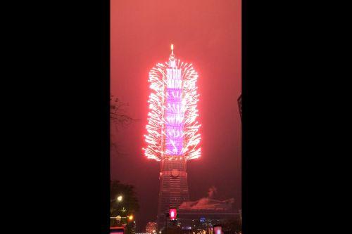 台北101ビル年越し花火2　イメージ