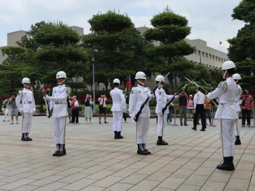 【台北市内観光】忠烈祠（衛兵交代式）