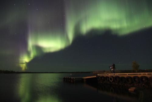 【イエローナイフ】夏のオーロラ／イメージ(C)TRANS ORBIT CANADA TOURS