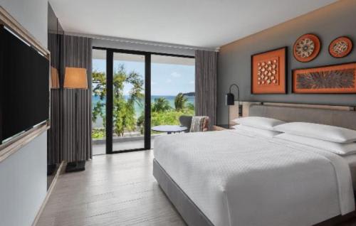 【Four Points By Sheraton Phuket Patong Beach Resort】オーシャンビュールーム/お部屋一例