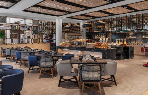 【Four Points By Sheraton Phuket Patong Beach Resort】ホテルレストラン/イメージ