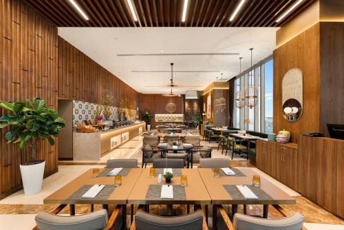 セドナ　スイーツ　ホーチミン　シティ　レストラン