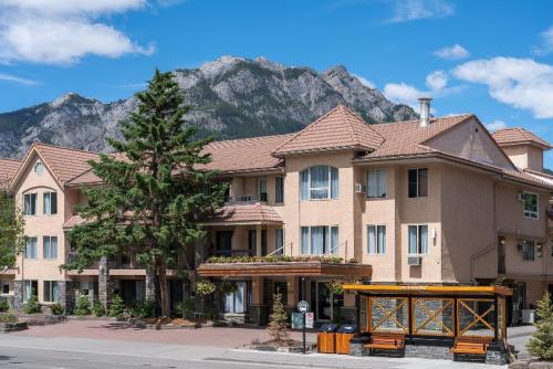 【バンフ】Red Carpet Inn／外観イメージ (C)ベッツオンライン