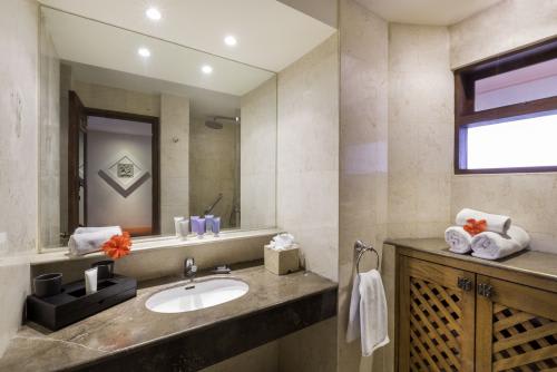 【クラブメッドバリ】スーペリア_バスルーム（イメージ）