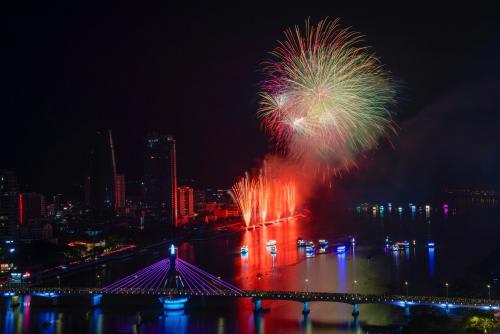 ダナン花火大会