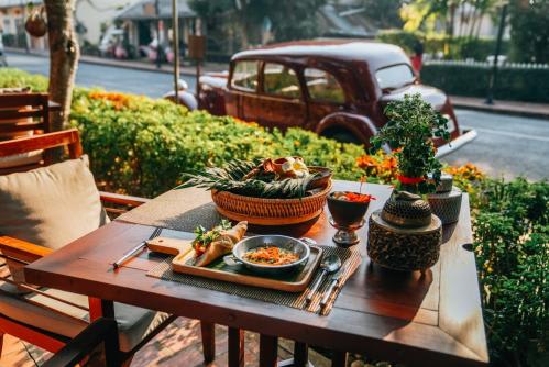 3 Nagas Hotel Luang Prabang レストラン