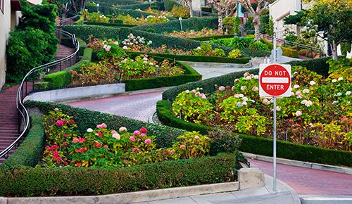 *世界一の屈折度！ロンバート・ストリート