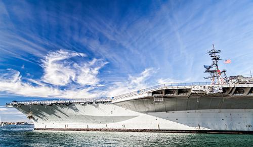 *サンディエゴはアメリカ最大の海軍基地のあるまち