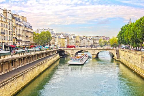 【パリ】パリに現存する最古の橋ポン・ヌフ橋／イメージ