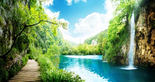 【プリトヴィツェ湖国立公園】美しい風景／イメージ