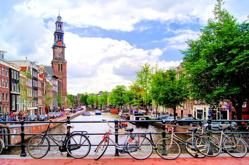 【アムステルダム】運河と自転車（イメージ）