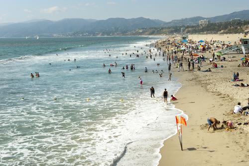 【ロサンゼルス】サンタモニカのビーチ／イメージ　画像提供：CA Travel & Tourism Commission