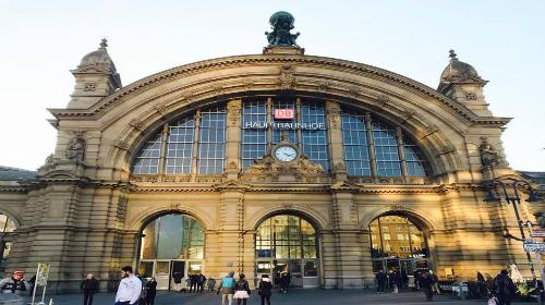 【フランクフルト】各地への拠点にもなる！フランクフルト中央駅（イメージ/社員撮影）