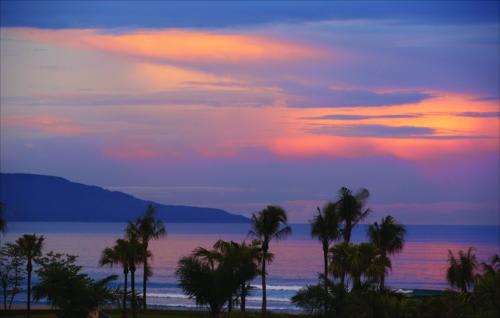 ハイアット／ホテルから眺める美しい朝日