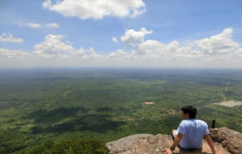 世界遺産「プレア・ヴィヒア」からの眺め