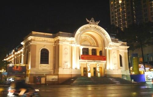 市民劇場（旧オペラハウス）